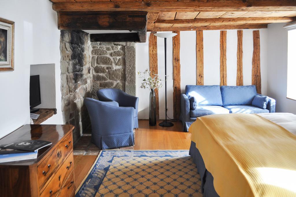 Hotel Restaurant Au Sauvage Fribourg Oda fotoğraf