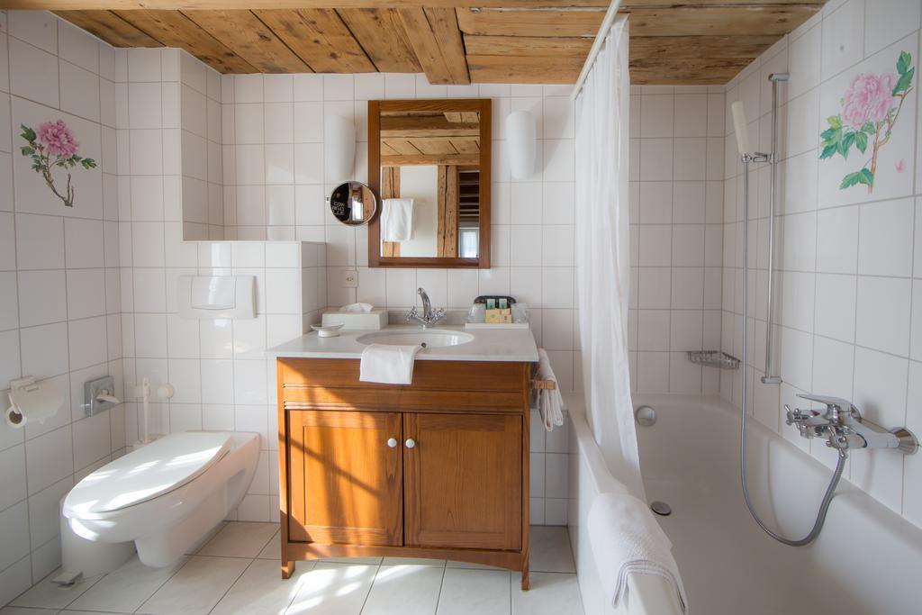 Hotel Restaurant Au Sauvage Fribourg Dış mekan fotoğraf