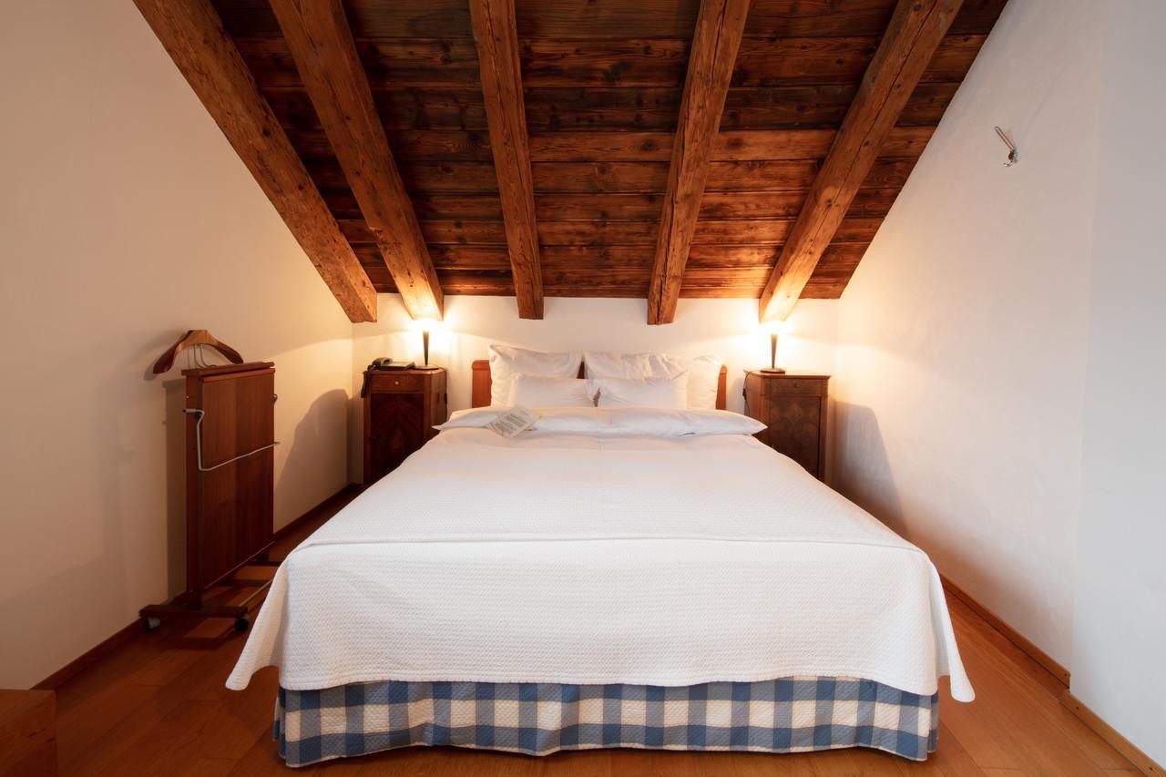 Hotel Restaurant Au Sauvage Fribourg Dış mekan fotoğraf